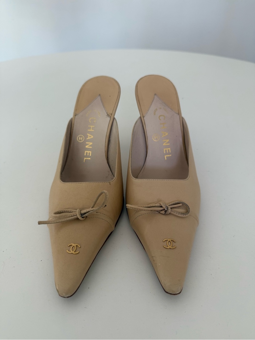 CHANEL Nude Beige Pointed-Toe Leather Mule Heels - Picture 3 of 5